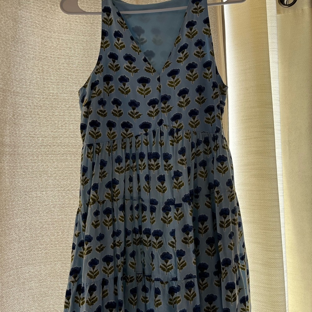 Floral Sleeveless sun Dress - Blue and Green. Light and flowy